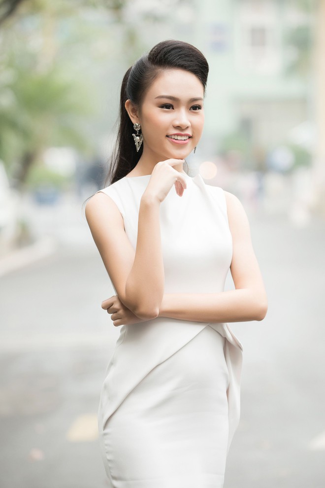 Cô gái vàng của Hoa hậu Việt Nam ngày càng toả sáng - Ảnh 2.