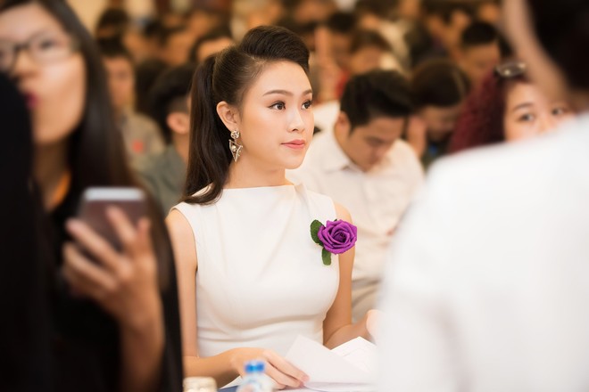 Cô gái vàng của Hoa hậu Việt Nam ngày càng toả sáng - Ảnh 8.