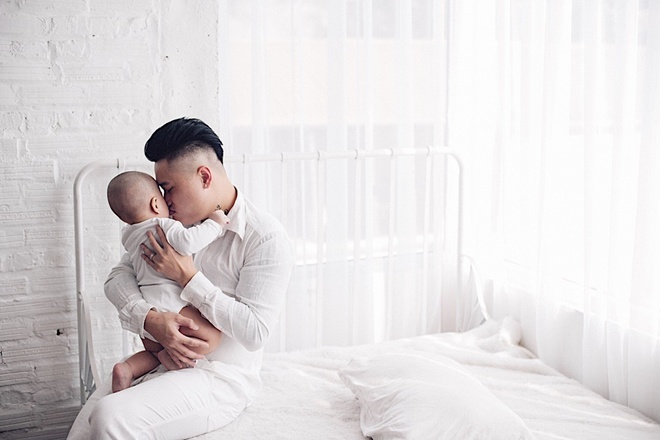 Vợ chồng DJ Tiên Moon - Duy Khánh lần đầu khoe con trai kháu khỉnh - Ảnh 6.