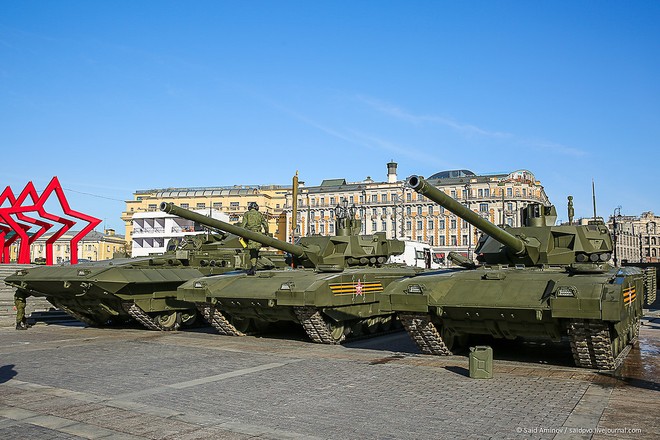 Thiếu Ukraine, siêu tăng T-14 Armata chưa thể hoàn thiện sức mạnh - Ảnh 1.