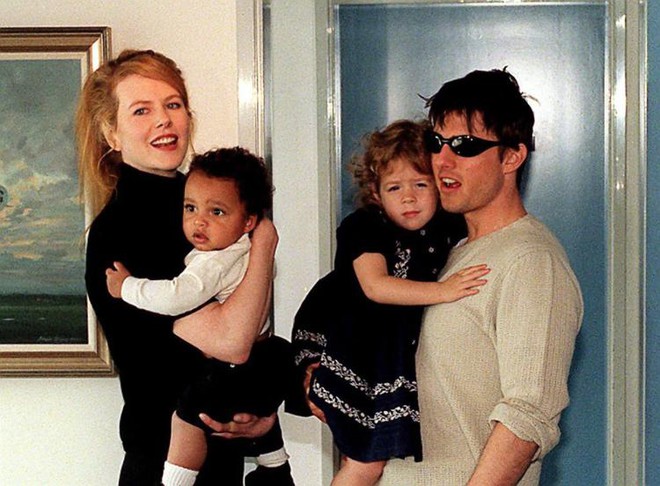 Trái ngược Suri Cruise, 2 đứa con khác của Tom Cruise có số phận đáng thương - Ảnh 1.