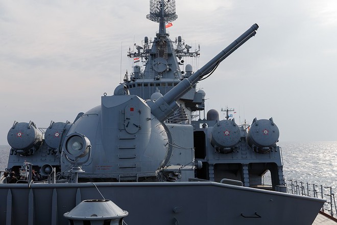 Uy lực của pháo hạm nặng 100 tấn do Liên Xô chế tạo - Ảnh 1.