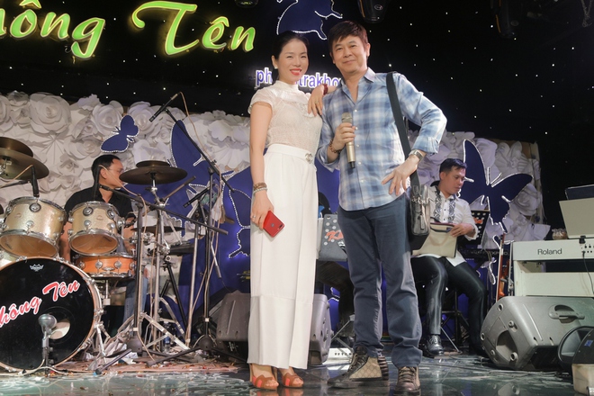 Quang Lê thu hút sự chú ý khi đi tập hát với Lệ Quyên - Ảnh 10.