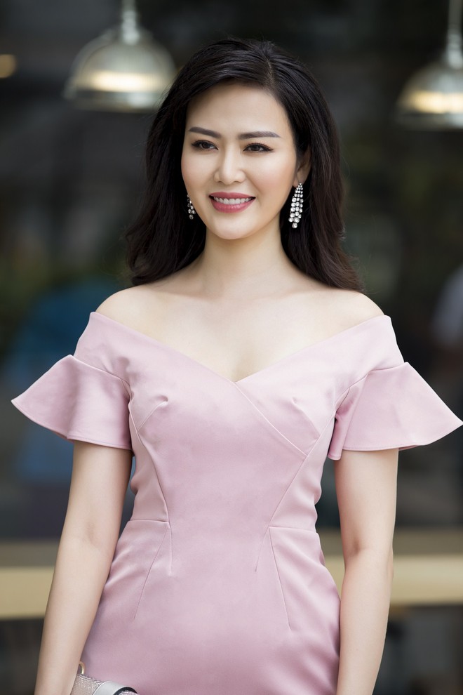 Hoa hậu Thu Thủy trẻ trung, xinh đẹp ở tuổi 41 - Ảnh 9.