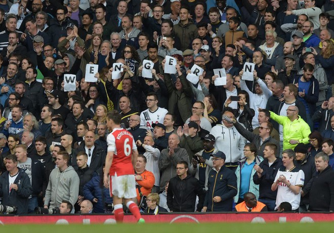 Thua bẽ bàng, Wenger biện hộ... thắng Tottenham không phải mục tiêu của Arsenal - Ảnh 4.