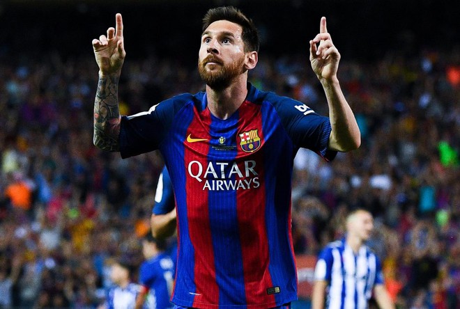 Sắp kí hợp đồng hậu hĩnh, Messi bỗng có hành động khó hiểu với các sếp lớn Barca - Ảnh 1.