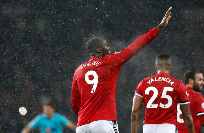 Vẻ mặt lạnh tanh sau bàn thắng và cơn giận khủng khiếp của Lukaku - Ảnh 3.