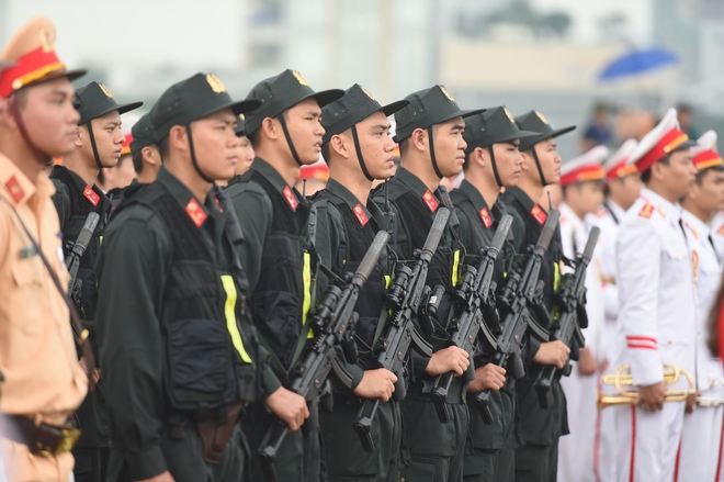 Thủ tướng dự lễ xuất quân, diễn tập phương án bảo vệ Tuần lễ Cấp cao APEC 2017 - Ảnh 3.