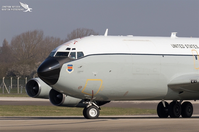 Nhiệm vụ bí ẩn của máy bay WC-135 Mỹ đưa đến Anh - Ảnh 5.
