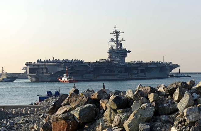 Triều Tiên dọa sẽ thẳng tay đáp trả tàu sân bay USS Carl Vinson của Mỹ - Ảnh 2.