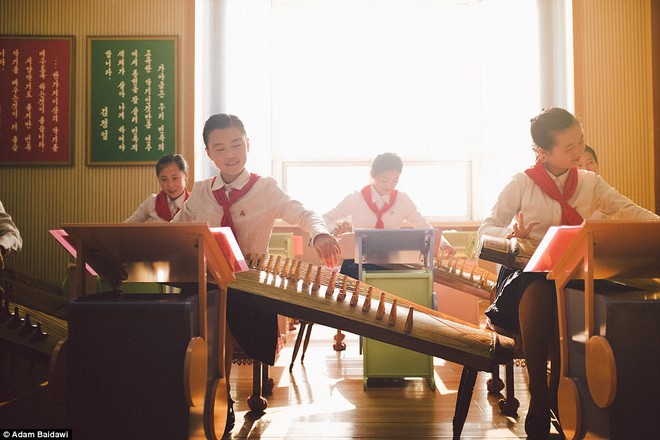 Những hình ảnh hiếm về đời sống thường nhật của người dân Triều Tiên lần đầu được tiết lộ - Ảnh 7.