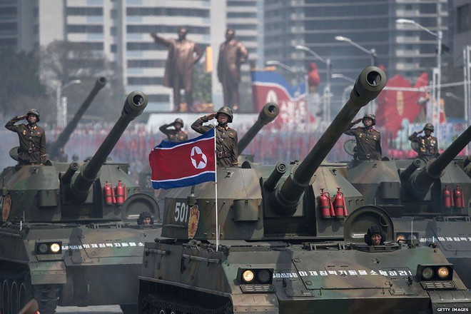 Triều Tiên không phải là nước duy nhất dùng vũ khí đồ chơi - Ảnh 2.
