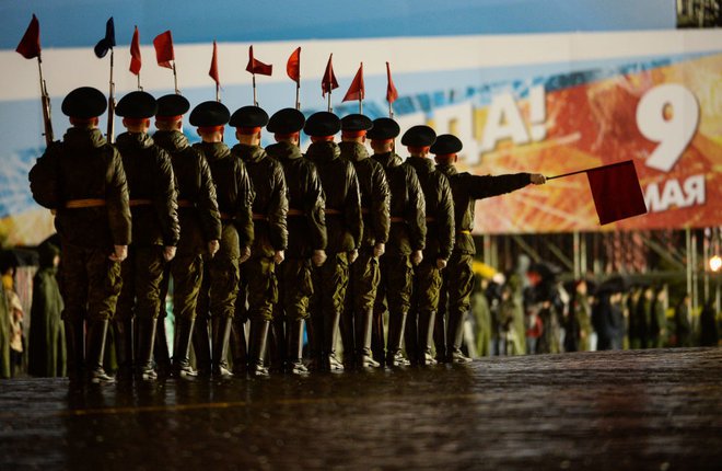 10.000 binh sĩ, 114 hệ thống vũ khí Nga băng qua trung tâm Moscow trong đêm - Ảnh 14.