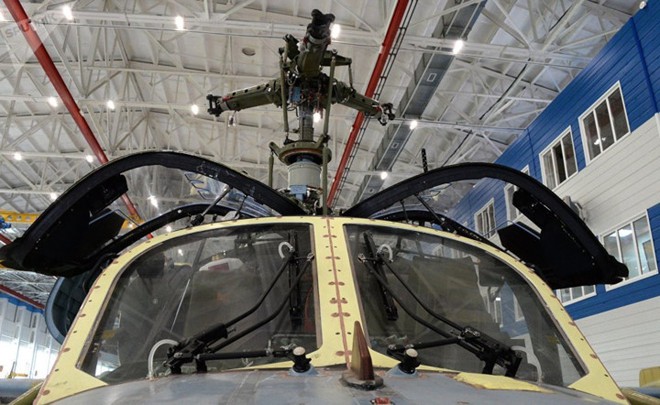 Cận cảnh quy trình chế tạo trực thăng “Cá sấu” Ka-52 của Nga - Ảnh 5.