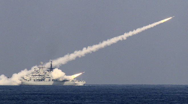 Vì sao Trung Quốc thử tên lửa mới gần bán đảo Triều Tiên? - Ảnh 1.