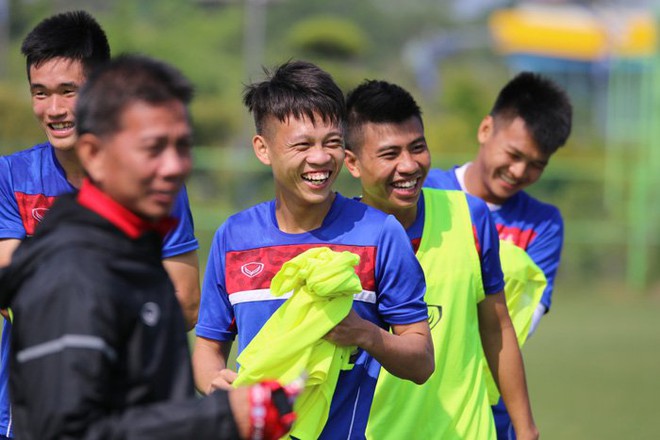 HLV Hoàng Anh Tuấn tung bài độc”, U20 Việt Nam tự tin đấu New Zealand - Ảnh 2.