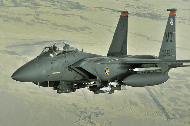 Hợp đồng bán tiêm kích F-15E Mỹ - Qatar giữa tâm bão: Ai dám châm lửa đốt 21 tỷ USD? - Ảnh 2.