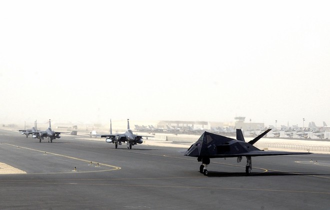 Hợp đồng bán tiêm kích F-15E Mỹ - Qatar giữa tâm bão: Ai dám châm lửa đốt 21 tỷ USD? - Ảnh 1.