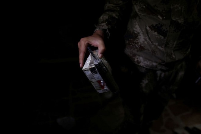 “Đột nhập” vào nhà tù cải hoán từ biệt thự của IS tại Mosul - Ảnh 14.