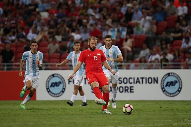 Vắng Messi, trận Singapore vs Argentina ế vé thảm - Ảnh 2.