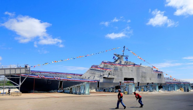 [VIDEO] Mỹ hạ thủy chiến hạm USS Billings - Ảnh 5.