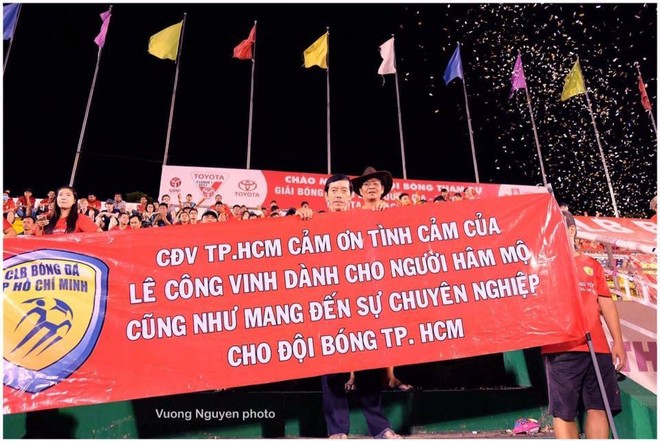 Công Vinh muốn đưa CĐV đi du học - Ảnh 2.