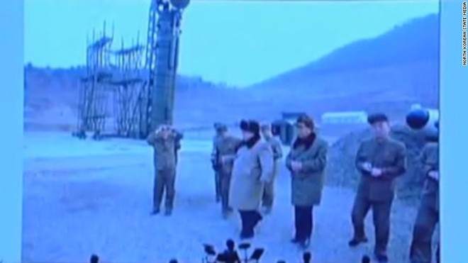 Những hình ảnh hiếm chưa từng công bố trong chương trình tên lửa của Triều Tiên  - Ảnh 5.