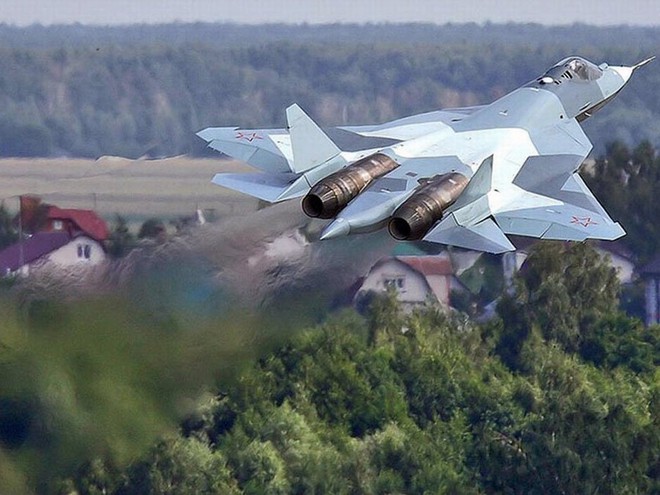 Tiêm kích PAK-FA Nga hay J-20 Trung Quốc đều không có cửa so sánh với F-35 và F-22 của Mỹ - Ảnh 1.