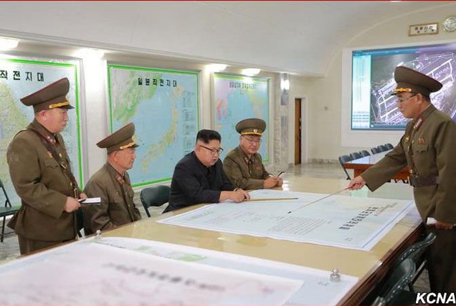 Lộ chi tiết kế hoạch phóng tên lửa đảo Guam của Triều Tiên - Ảnh 1.