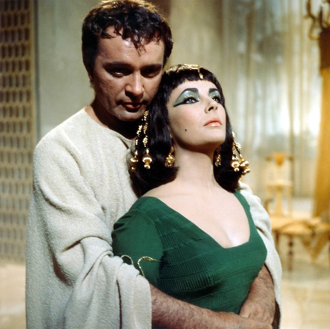 Tình sử bi thương có thật của Nữ hoàng Cleopatra mà người đời không thể quên - Ảnh 4.