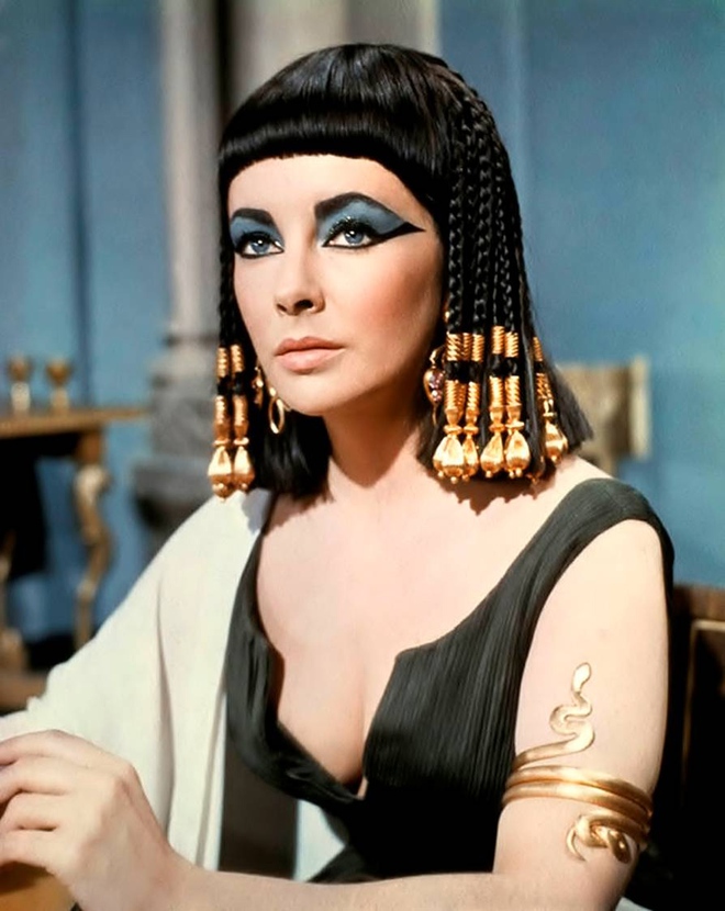 Tình sử bi thương có thật của Nữ hoàng Cleopatra mà người đời không thể quên - Ảnh 2.