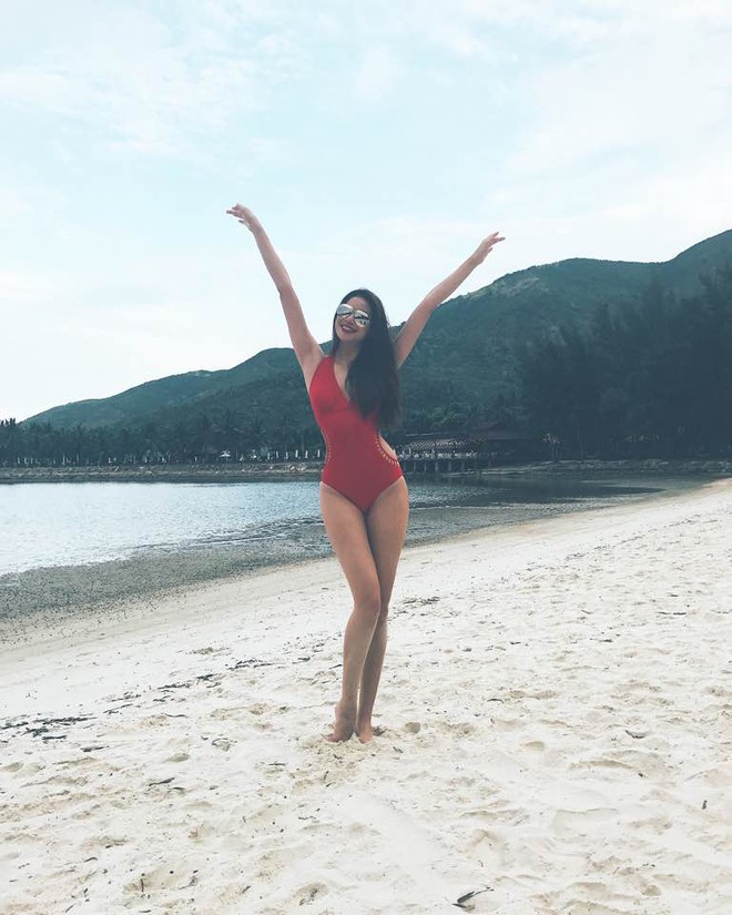 Hoa hậu Phạm Hương nóng nỏng khi mặc bikini - Ảnh 3.