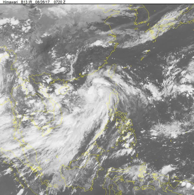 Bão và áp thấp cùng xuất hiện trên biển Đông - Ảnh 1.