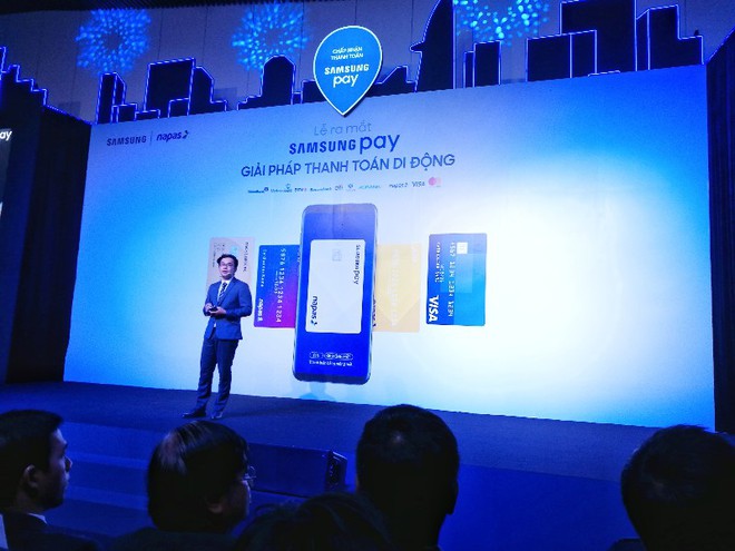 Samsung Pay ra mắt tại Việt Nam, lần đầu tiên có thể dùng điện thoại thay thẻ ATM - Ảnh 1.