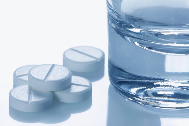 Uống 19 viên hạ sốt trong 2 ngày rồi tử vong: Đừng vội đổ tội cho viên thuốc Paracetamol! - Ảnh 2.