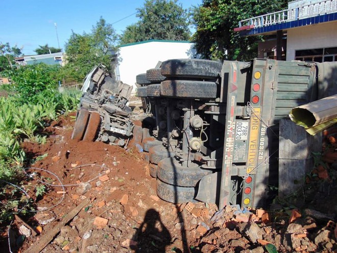 Container bị lật