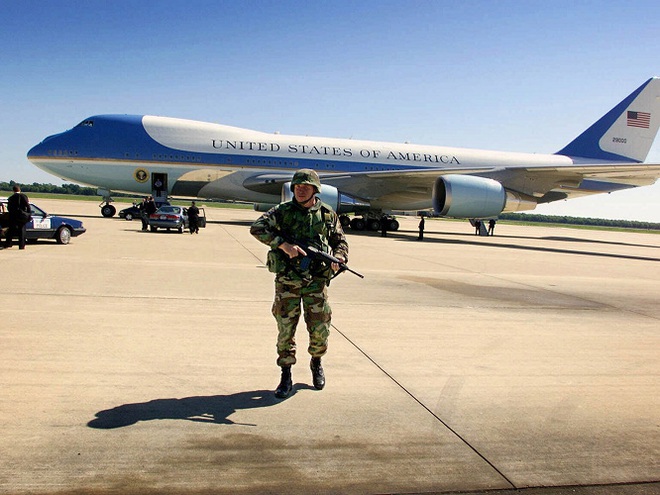 Mỹ loại bỏ một trong những tính năng quan trọng nhất của Air Force One - Ảnh 2.