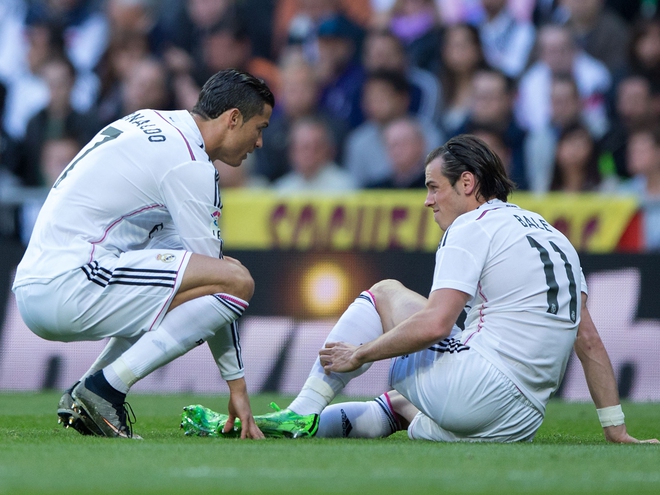 Cựu sao M.U cảnh báo Gareth Bale về lối chơi bóng  - Ảnh 1.
