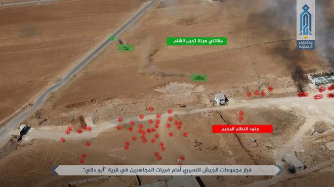 NÓNG: QĐ Syria tháo chạy ở bắc Hama, khủng bố bắt sống 1 xe tăng T-72 và 2 xe chiến đấu - Ảnh 1.