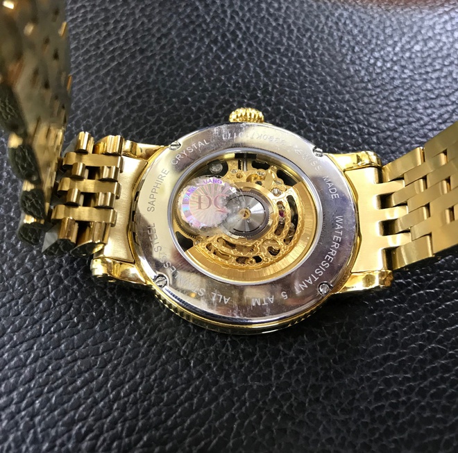 Đăng Quang Watch hỗ trợ đổi mới đồng hồ 56 triệu cho khách hàng - Ảnh 1.