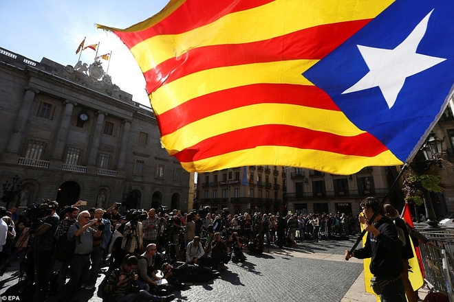 Khủng hoảng hạ nhiệt hay mất kiểm soát: 7 câu hỏi lớn cho tương lai Catalonia - Ảnh 3.