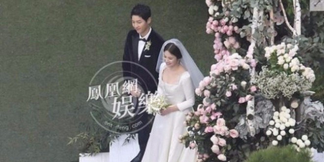 Muốn tổ chức hôn lễ riêng tư, Song Joong Ki và Song Hye Kyo đã từ chối bản hợp đồng 300 tỷ đồng - Ảnh 2.