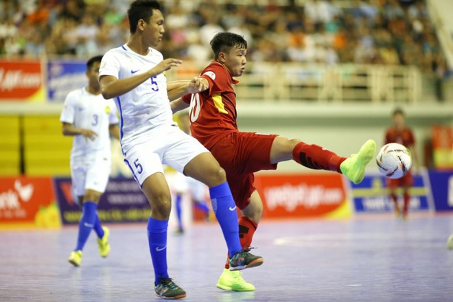 Ai chịu trách nhiệm trận thua muối mặt của Futsal VN - Ảnh 1.
