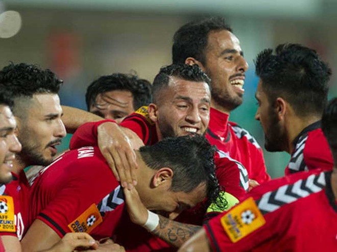 Đội Afghanistan: Mùi thuốc súng và sự hỗ trợ của FIFA - Ảnh 1.