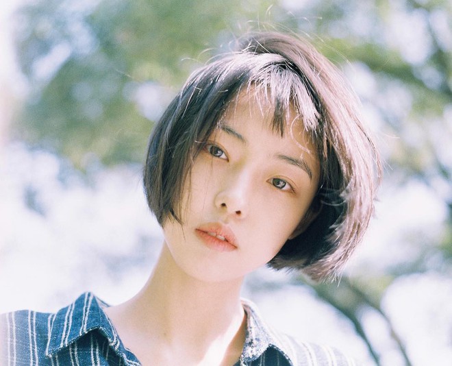 Cô bạn Hàn Quốc tóc ngắn xinh như bước ra từ tiểu thuyết - Ảnh 2.