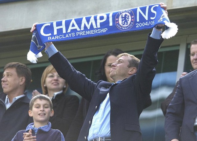 Hành trình “vịt hóa thiên nga” của Chelsea dưới bàn tay Abramovich - Ảnh 1.