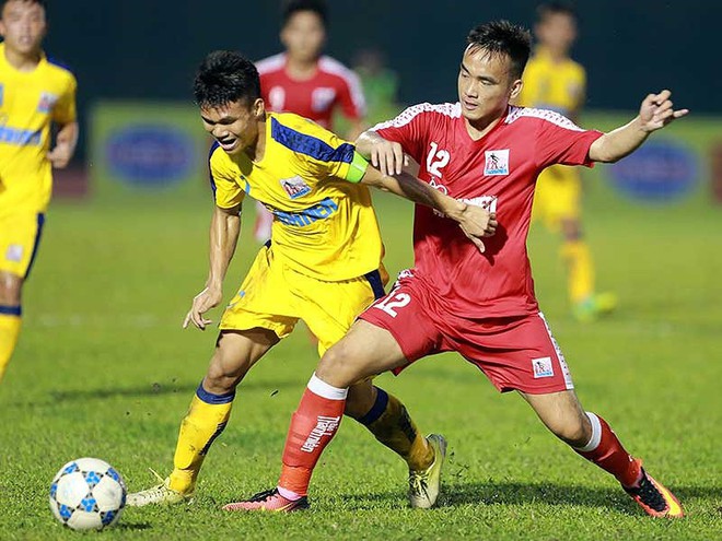 Cuộc ‘so cựa’ của 2 lò đào tạo nghiêm túc và bài bản - Ảnh 1.