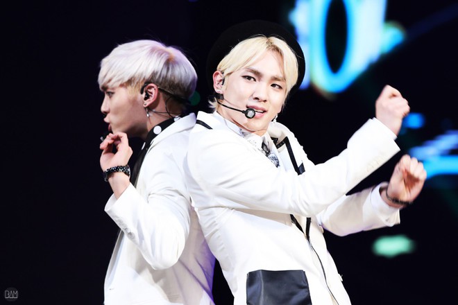 Nghẹn ngào bức thư tay Key gửi Jonghyun: Em sẽ chăm sóc mẹ, chị của anh như gia đình mình - Ảnh 2.