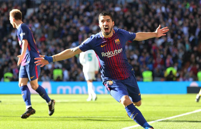 Top 10 bàn thắng đẹp nhất trong sự nghiệp của Luis Suarez - Ảnh 2.