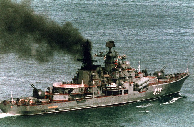 Sức mạnh, niềm tự hào của hạm đội Hải quân Nga thập niên 1990 bị “xé tan” thành từng mảnh - Ảnh 4.